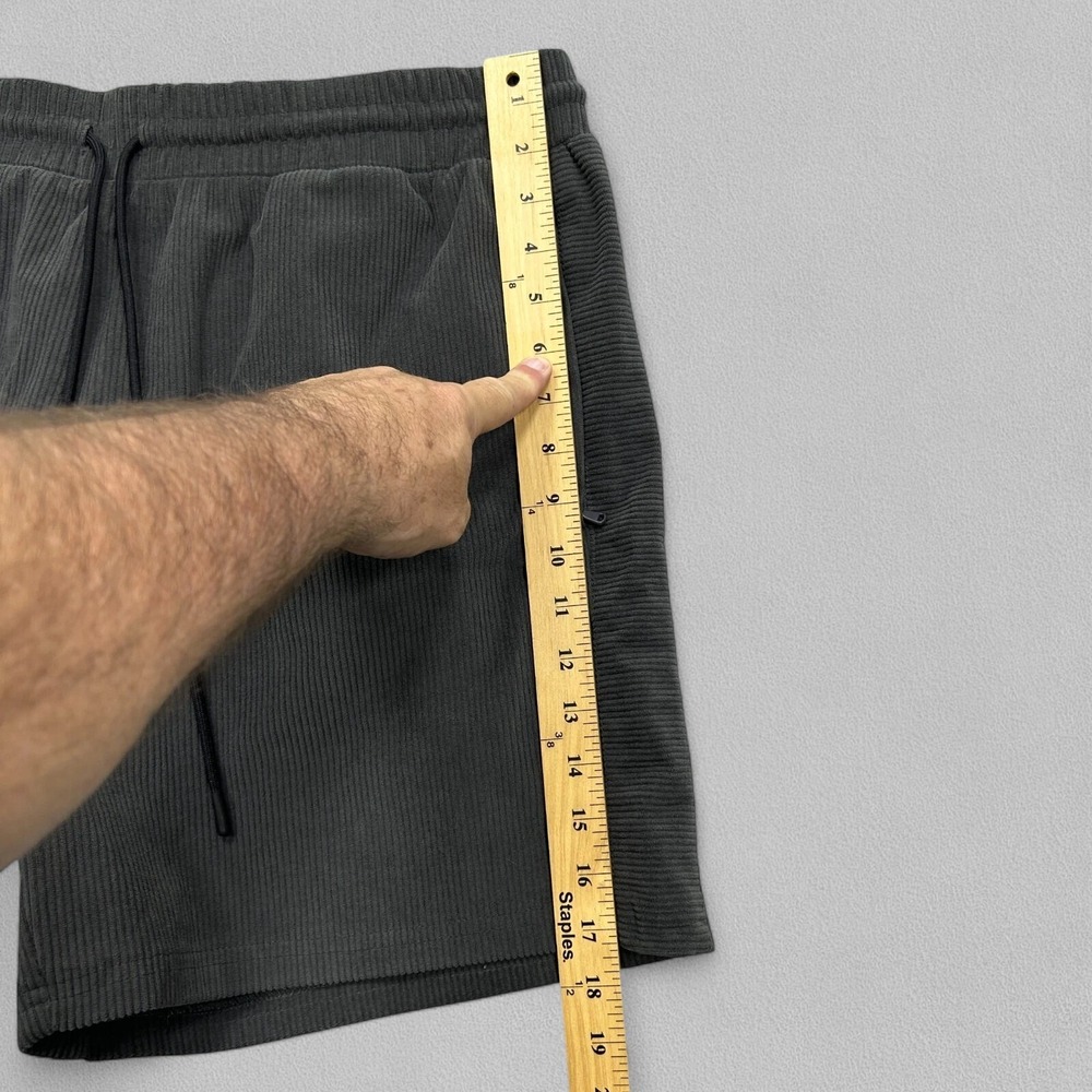 Fabletics Shorts Men's 2XL Gray Corduroy Drawstring Elastic Waist Casual Travel - Picture 11 of 11